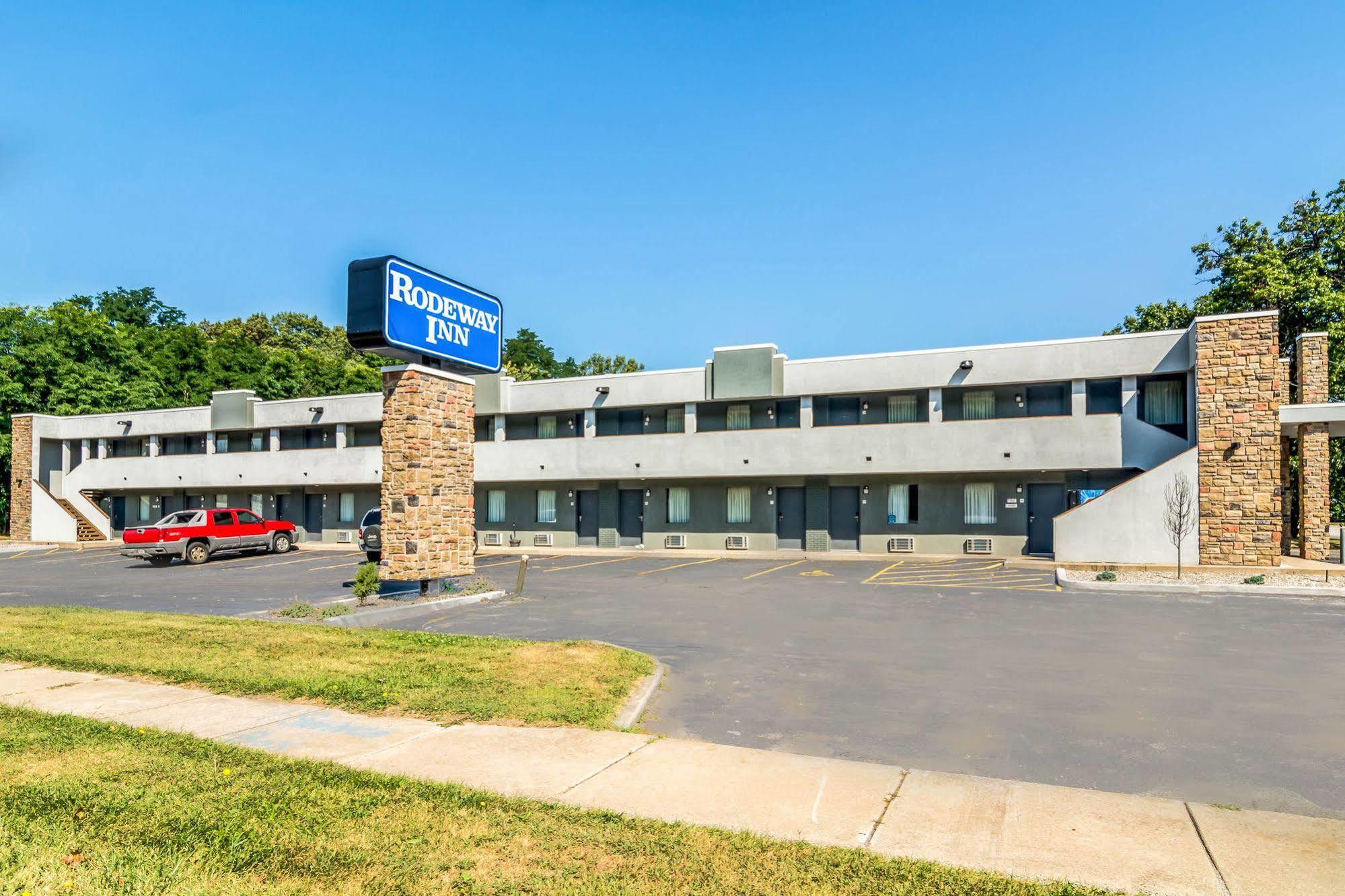 Rodeway Inn Portage Eksteriør bilde